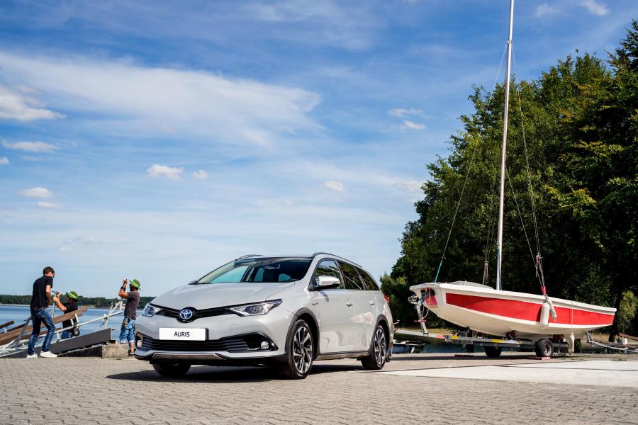  Toyota Auris Tourings Sports Freestyle 2017 года  (WW) (фото 17 из 19)